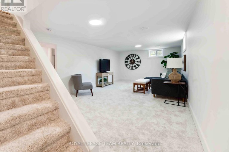 28439592/5282-hillcrest-drive/manotick-long-island-nicholls-island/ottawa/ontario/K4M1E9_27