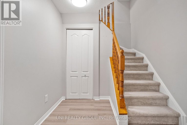 28314032/114-thornbury-crescent/centrepointe/ottawa/ontario/K2G6C3_41