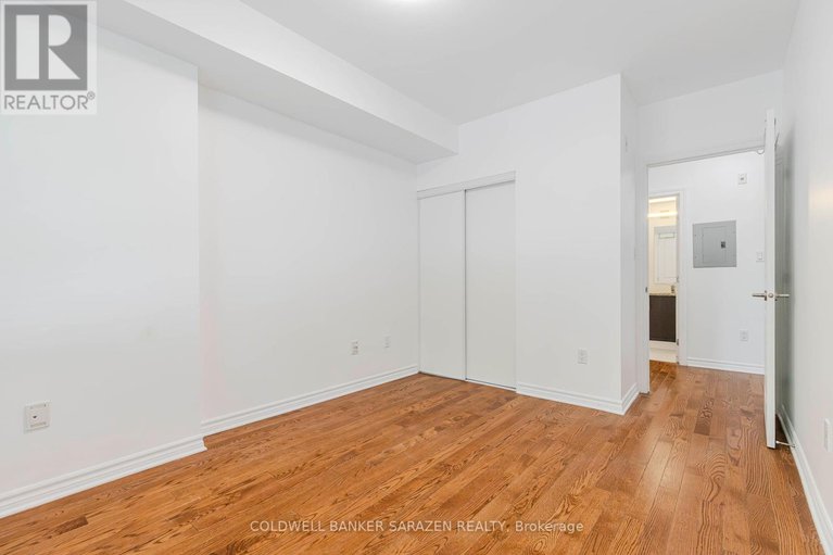 28439849/218-429-kent-street/ottawa-centre/ottawa/ontario/K2P1B5_30