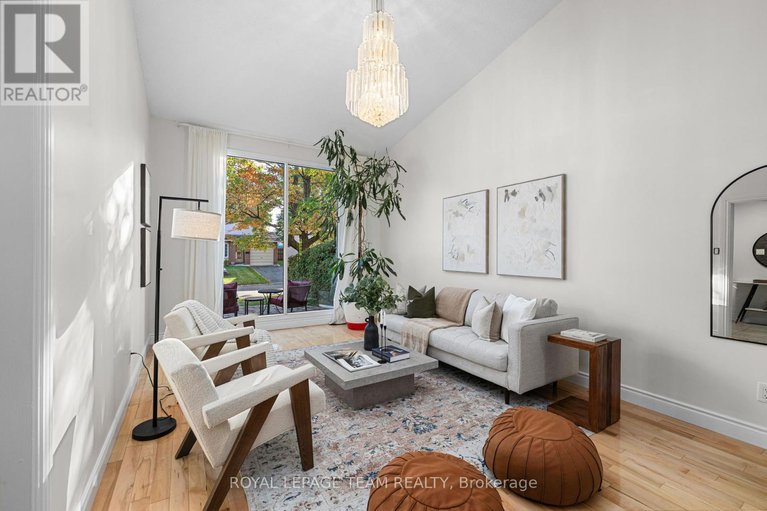 28977785/4397-whittaker-crescent/pineview/ottawa/ontario/K1B4P1_3