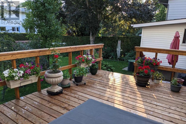 29556235/2391-ogilvie-road/beacon-hill-north/ottawa/ontario/K1J7N4_42