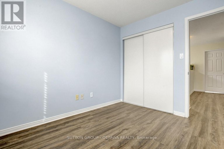 29525855/124-cedardown-private/stonebridge/ottawa/ontario/K2J0W2_37