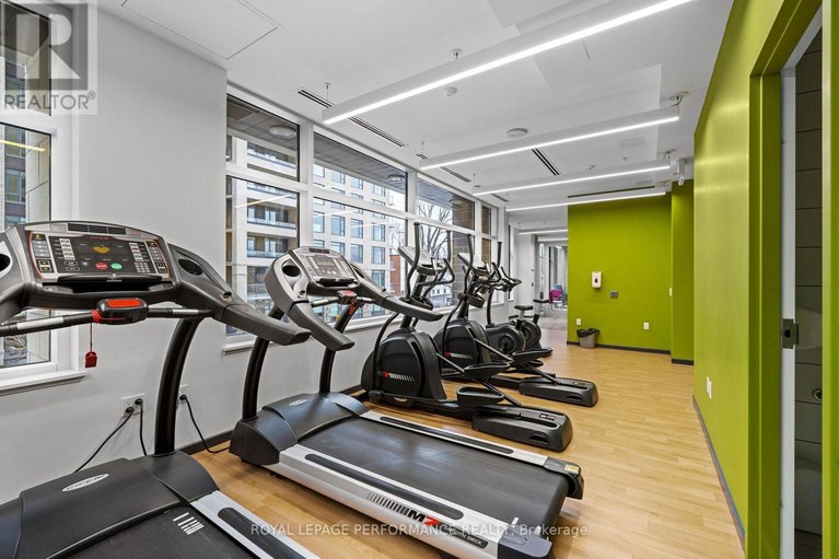 29665093/1118-105-champagne-avenue-s/west-centre-town/ottawa/ontario/K1S5E5_28