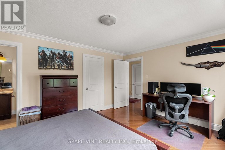 28599079/313-eckerson-avenue/stittsville-south/ottawa/ontario/K2S0K8_32