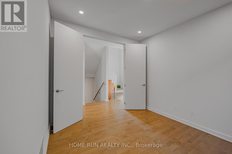 28793735/899-ralph-hennessy-avenue/riverside-southgloucester-glen/ottawa/ontario/K1X0B1_7