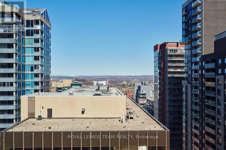 28257141/1704-234-rideau-street/sandy-hill/ottawa/ontario/K1N0A9_11