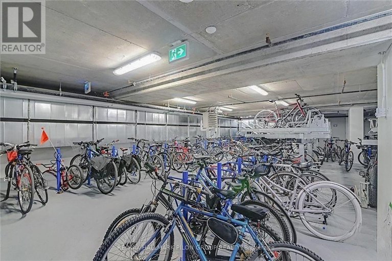 29572815/908-805-carling-avenue/west-centre-town/ottawa/ontario/K1S5W9_18