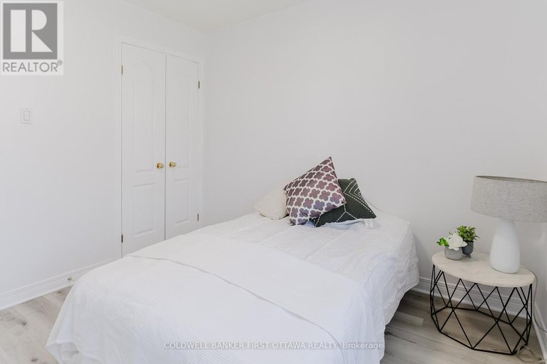 28463814/204-windhurst-drive/barrhaven-east/ottawa/ontario/K2G6H9_36