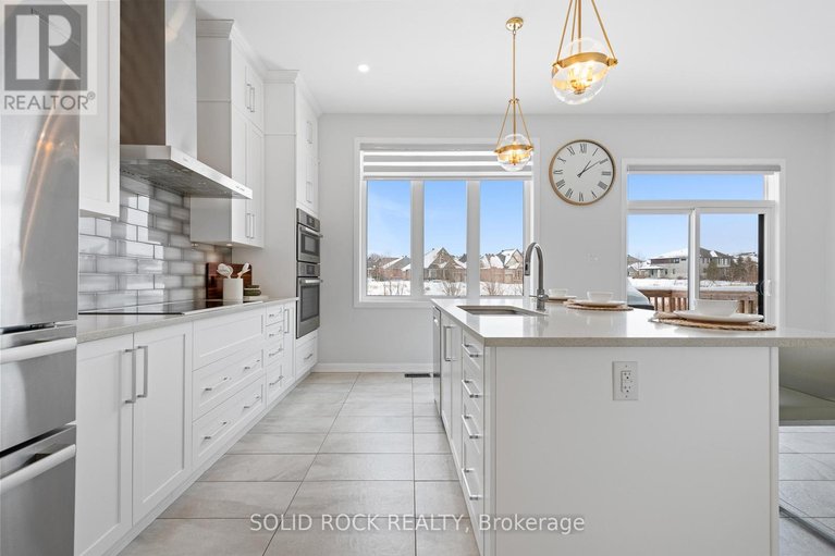 29667362/42-conch-way/mahogany-community/ottawa/ontario/K4M0M4_11