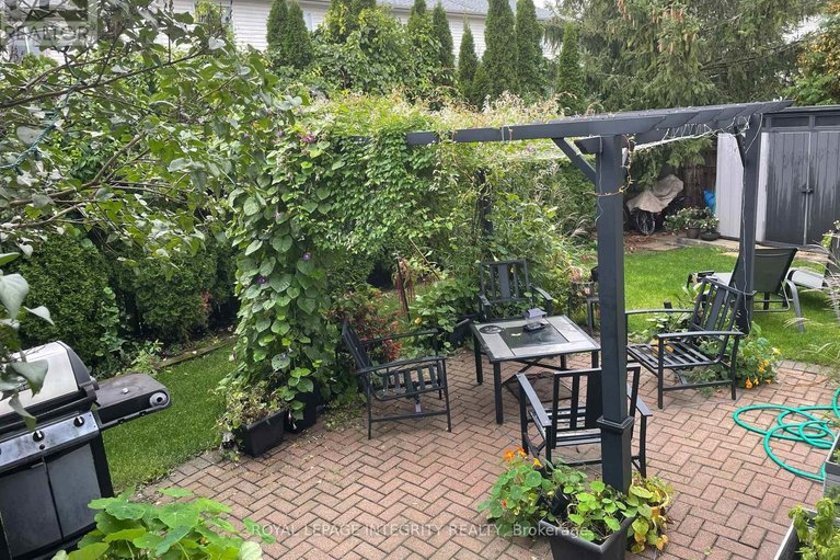 29650208/52-kincardine-drive/glencairnhazeldean/ottawa/ontario/K2V1B3_30