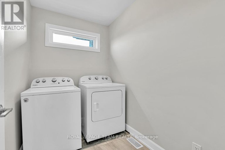 28851206/69-duncanville-street/village-of-russell/russell/ontario/K4R0E9_24