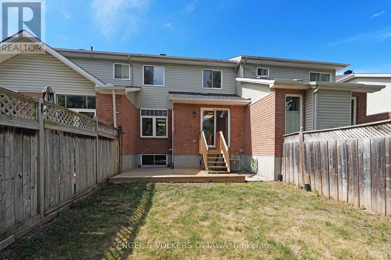 28761429/551-wild-shore-crescent/riverside-southgloucester-glen/ottawa/ontario/K1V1S9_34