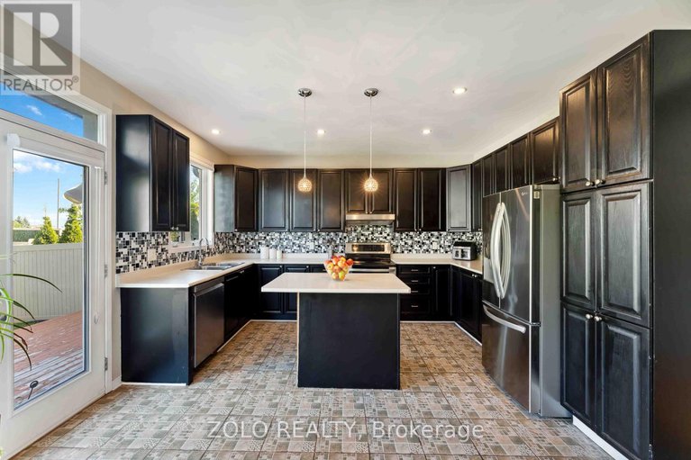 28574226/2421-glandriel-crescent/springridgeeast-village/ottawa/ontario/K4A4T2_19