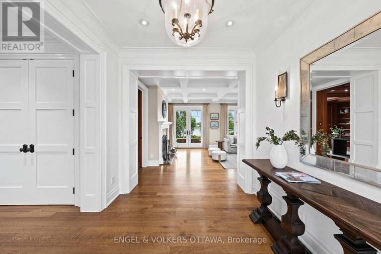 29571244/6029-rideau-valley-drive-n/manotick-south-to-roger-stevens/ottawa/ontario/K4M1B3_5