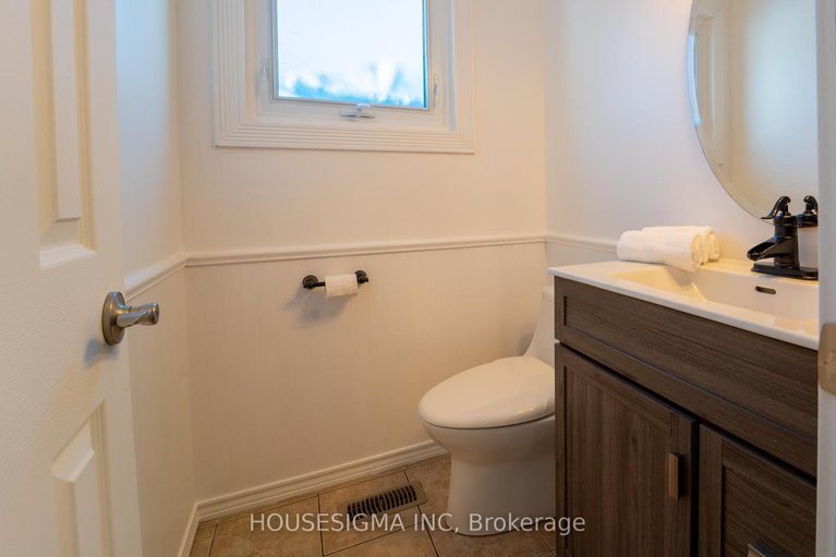 29046719/1767-bonaventure-terrace/convent-glen-south/ottawa/ontario/K1C1W6_13