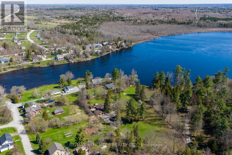 28443658/530-moore-drive/drummond-n-elmsley-drummond-twp/drummondnorth-elmsley/ontario/K7C4L1_29
