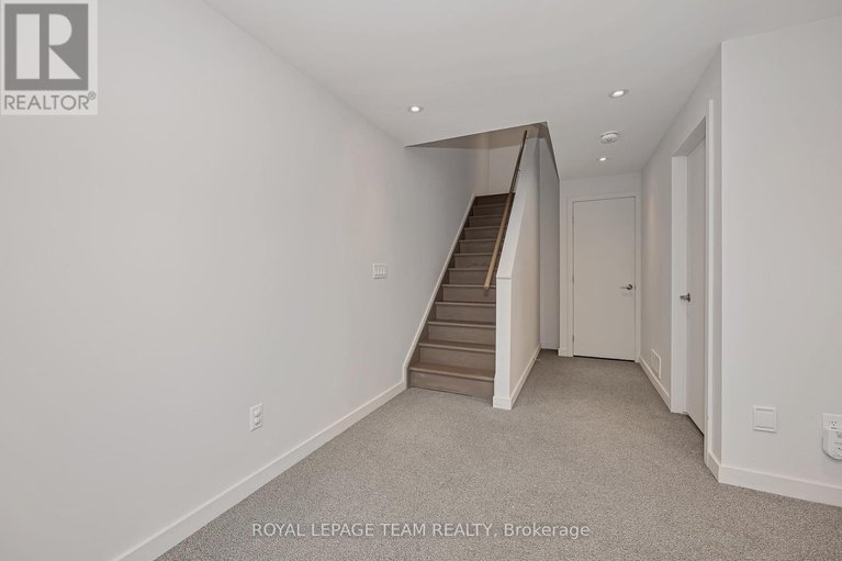 28811233/522-borbridge-avenue/riverside-southgloucester-glen/ottawa/ontario/K4M0H9_36