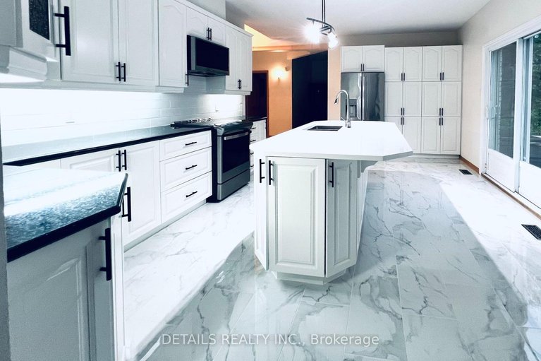 29535479/461-john-aselford-drive/huntley-ward-north-east/ottawa/ontario/K2W1A8_14