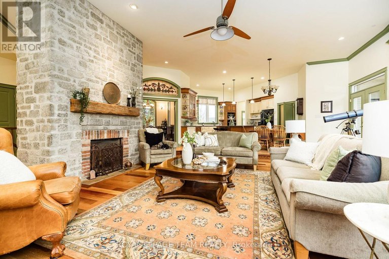 29638878/6196-deermeadow-drive/greely/ottawa/ontario/K4P1M9_25