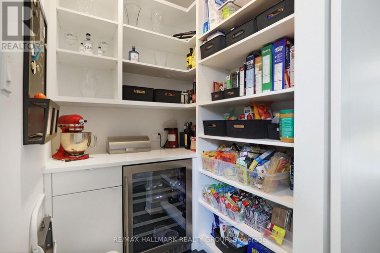 28843847/2154-rice-avenue/woodroffe/ottawa/ontario/K2A0C4_8
