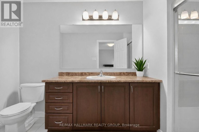 29406514/205-mancini-way/strandherd/ottawa/ontario/K2J5X4_24