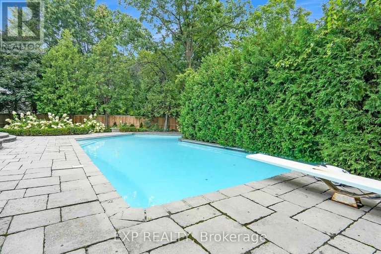 27934757/72-delong-drive/rothwell-heights/ottawa/ontario/K1J7E1_34