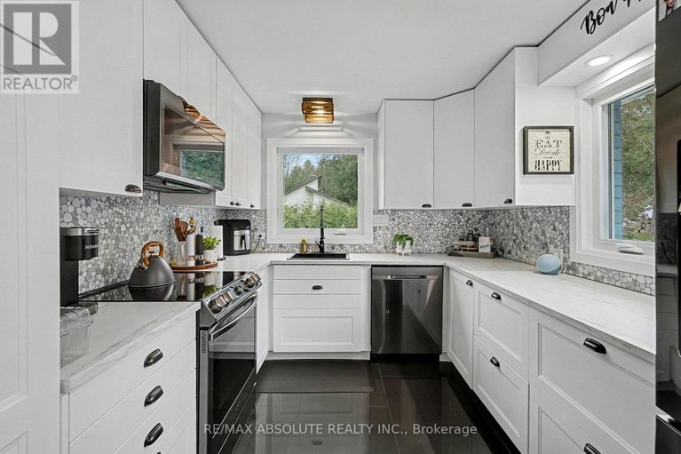 29126201/110-scenic-lane/constance-bay/ottawa/ontario/K0A3M0_11