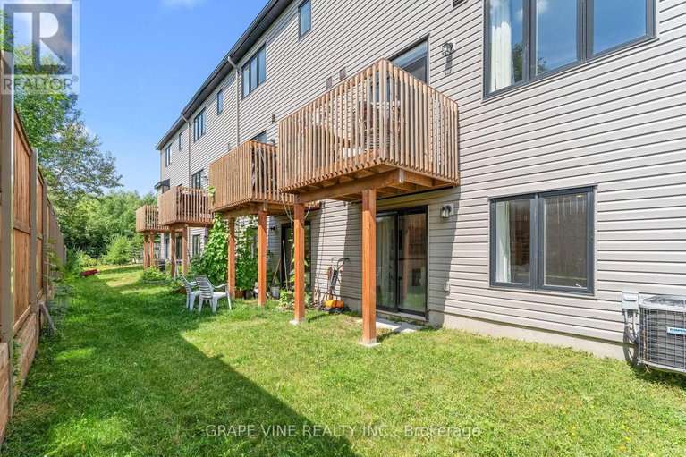 28597802/148-attwell-private/morgans-grantsouth-march/ottawa/ontario/K2K0P6_6