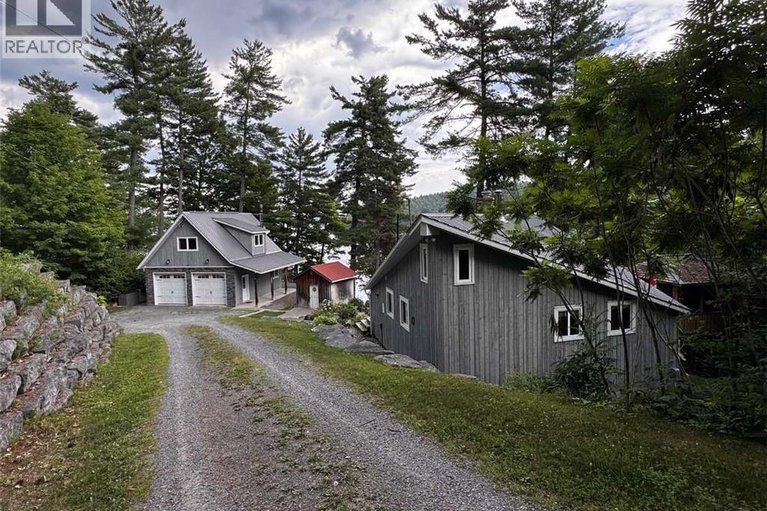 28654189/4-stackwall-lane/calabogie/ontario/K0J1H0_23