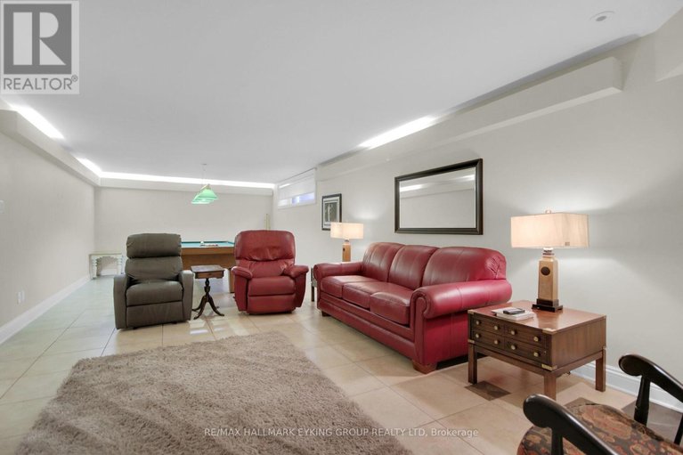 29609509/121-macdonald-street/ottawa-centregolden-triangle/ottawa/ontario/K2P1H7_45