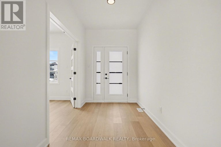 29312139/444-aurora-street/russell-twp/russell/ontario/K4R0L3_2