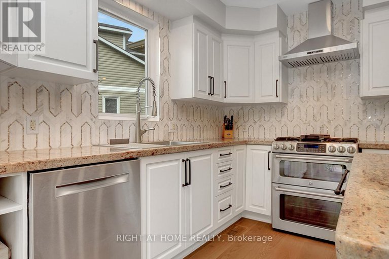 28499567/498-landswood-way/stittsville-south/ottawa/ontario/K2S0A5_18