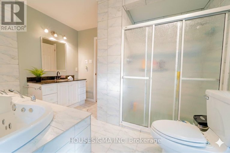 29248323/566-566-falwyn-cres-crescent/fallingbrookridgemount/ottawa/ontario/K4A2A4_33