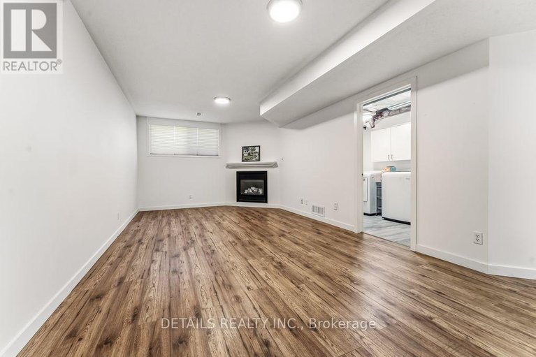 29659190/8-wimbledon-way/morgans-grantsouth-march/ottawa/ontario/K2K3J2_21