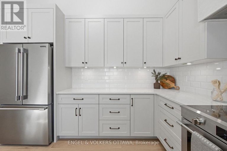 29649228/71-thomas-street/new-edinburgh/ottawa/ontario/K1M1M7_17