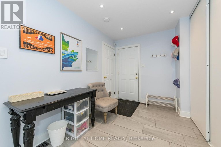 29599852/212-rutgers-private/central-park/ottawa/ontario/K2C4G7_33