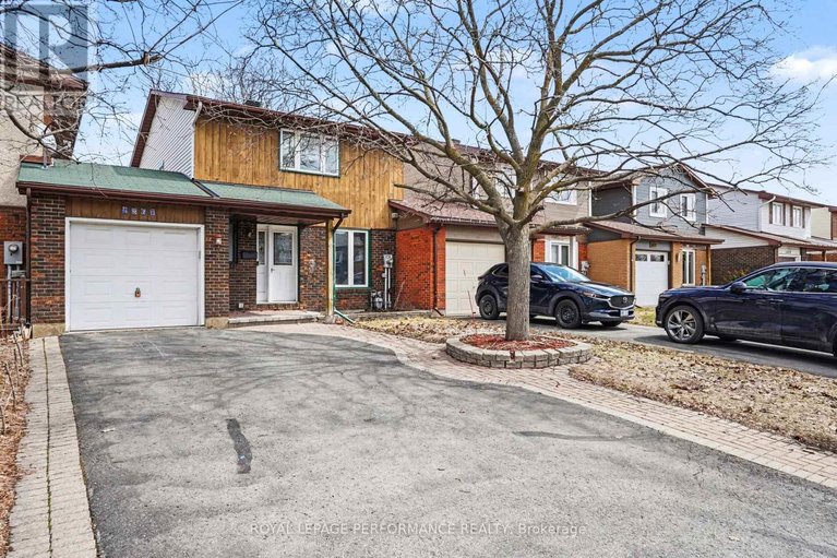 29688015/1367-cedarcroft-crescent/pineview/ottawa/ontario/K1B5G8_30