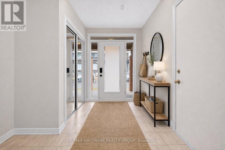 29602221/805-kiniw-private/cfb-rockcliffe-and-area/ottawa/ontario/K1K4Z4_4