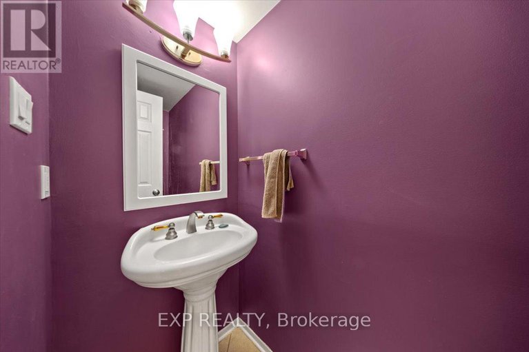 29029985/316-6434-bilberry-drive/orleans-wood/ottawa/ontario/K1C4P5_15