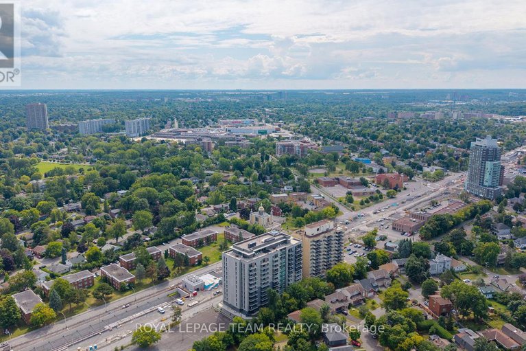 28812426/2122-saunders-avenue/woodroffe/ottawa/ontario/K2A4C7_47