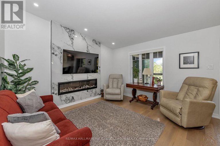 28846165/707-360-montee-outaouais-road/town-of-rockland/clarence-rockland/ontario/K4K0N3_17