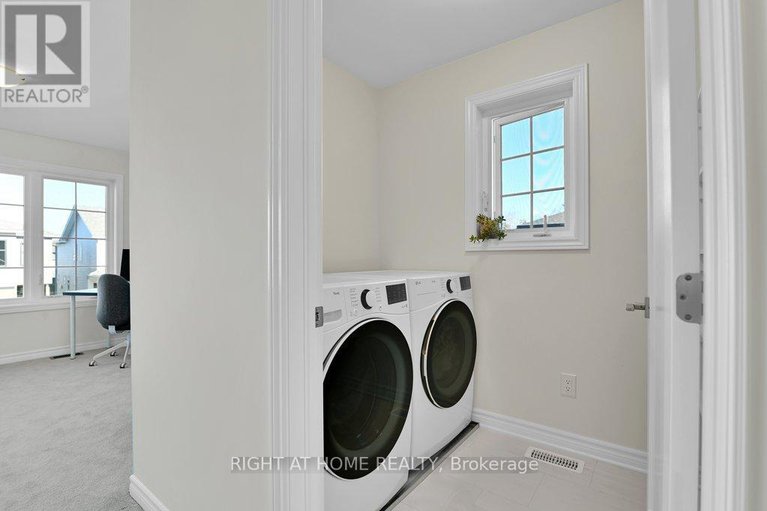 29384097/609-enclave-lane/town-of-rockland/clarence-rockland/ontario/K1K1T2_15