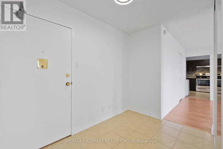 28176027/305-1285-cahill-drive/south-keys/ottawa/ontario/K1V9A7_6