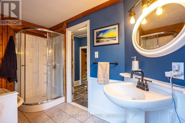 29642729/44-mill-street/village-of-russell/russell/ontario/K4R1E1_40