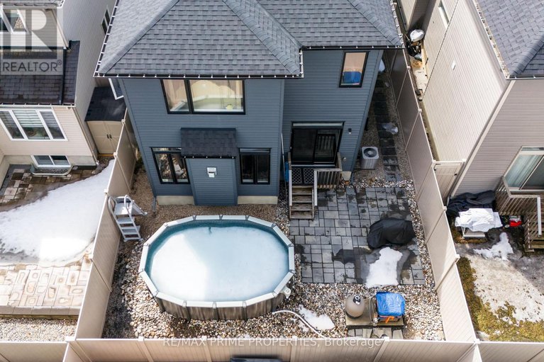 29225023/249-fountainhead-drive/mer-bleuebradley-estatesanderson-park/ottawa/ontario/K1W0H4_32