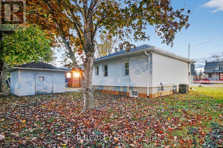 29318252/41-hwy-5-w-street/morrisburg/south-dundas/ontario/K0C1X0_26