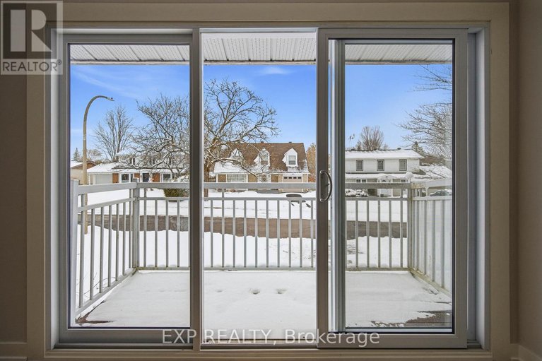 29496832/46-charkay-street/borden-farmstewart-farmcarleton-heightsparkwood-hills/ottawa/ontario/K2E5N4_13