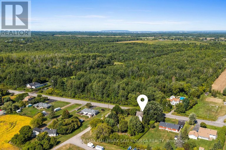 28833198/4968-thunder-road/carlsbad-springs/ottawa/ontario/K0A1K0_41
