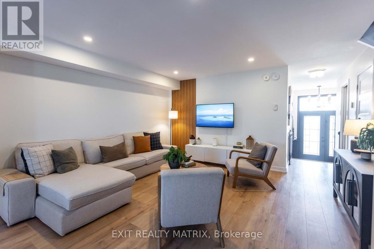 28731174/275-belfort-street-s/embrun/russell/ontario/K0A1W0_5