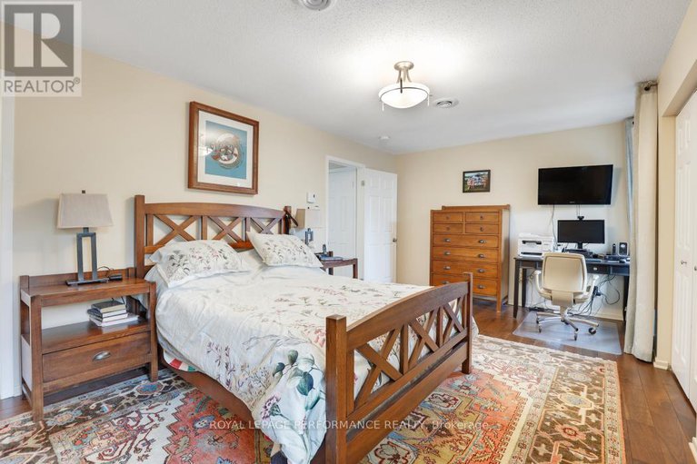 29039547/695-richmond-road/woodroffe/ottawa/ontario/K2A0G6_28